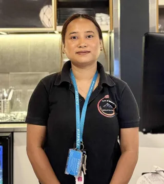 Rosina Kc vid Taste of Himalaya.