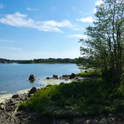 Vy från bostadsområdet Ekholm på Föglö.